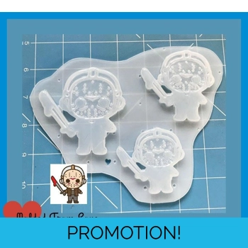 NEW! Kawaii Horror Movie Cha..