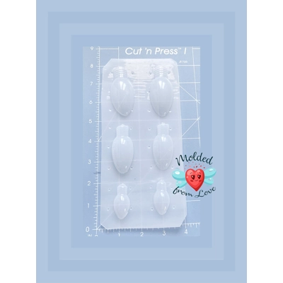 Set of 6 Christmas Light Bulbs in different sizes Handmade Plastic Resin Mold Set of 6 Christmas Light Bulbs in different sizes Handmade Plastic Resin Mold