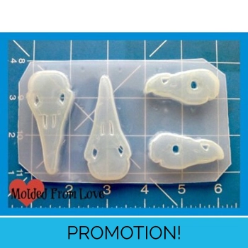 Pallet of 4 Raven Skulls Han..