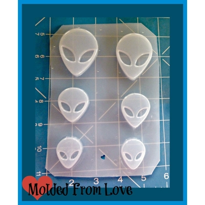 3 Different Sizes Of Alien Heads 6 cavities Handmade Flexible Plastic Resin Mold 3 Different Sizes Of Alien Heads 6 cavities Handmade Flexible Plastic Resin Mold