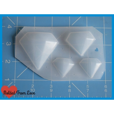 Set of 4 puffy Diamonds Handmade Plastic Mold