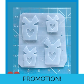 Set of 4 Packages ..