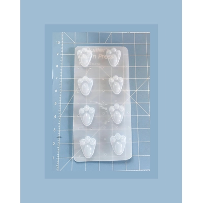 Pallet of 8 Bite Size Bunny Paws Handmade Plastic mold
