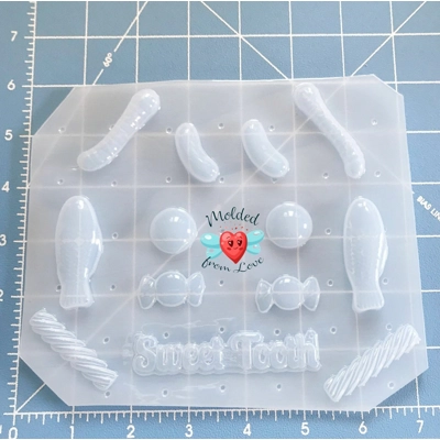 Deluxe Sweet Tooth Candy Pallet Handmade Plastic Mold Deluxe Sweet Tooth Candy Pallet Handmade Plastic Mold
