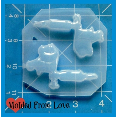 2 small Tattoo Gun Shapes Handmade Plastic Resin Mold 2 small Tattoo Gun Shapes Handmade Plastic Resin Mold