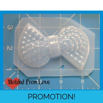 Deluxe Studded Gla..