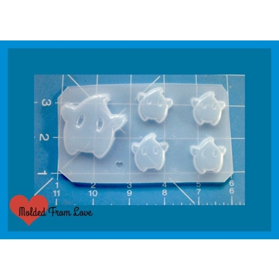 Luna Star Pallet med and 4 small Handmade Plastic Mold Luna Star Pallet med and 4 small Handmade Plastic Mold