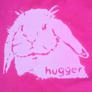 Bunnyhugger tee
