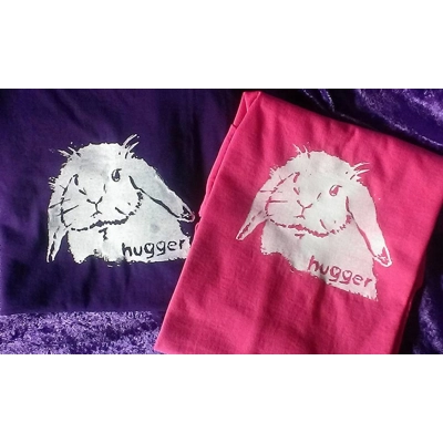 Bunnyhugger tee title=