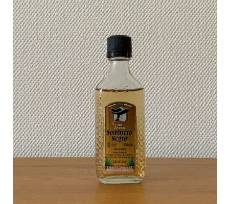 Sombrero Negro Joven Tequila - Miniature