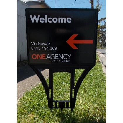 One Agency Spike Sign With Printed Corflute Insert 50x40cm