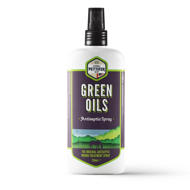Additional Image for Thomas Pettifer Green Oils Antiseptic Spray x 250 Ml
