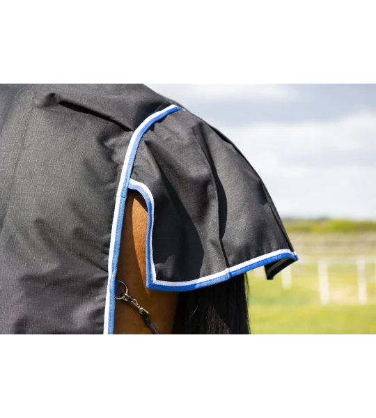 StormX Empra Extra 200g Turnout Rug with Detachable Neck