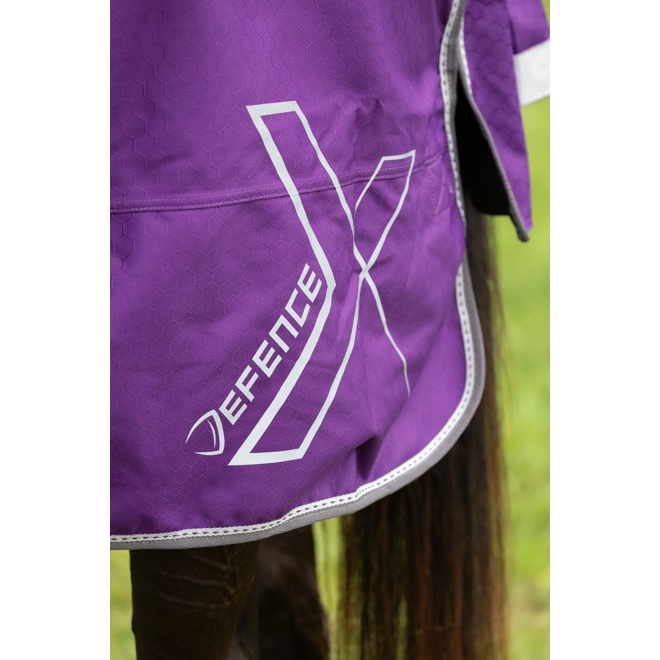 Additional Image for DefenceX Shield 100g Turnout Rug with Detachable Neck Purple