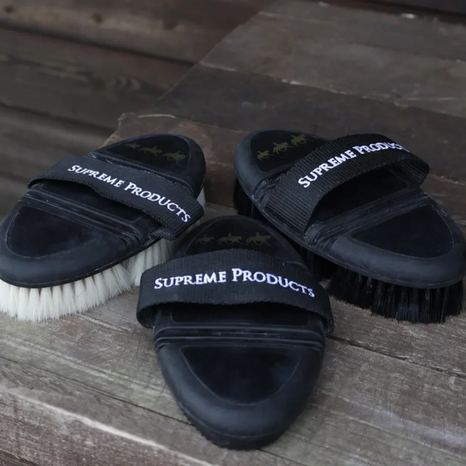 Additional Image for Supreme Products Pro Groom Curry Comb An essential, multifunctional brush needed in all grooming box