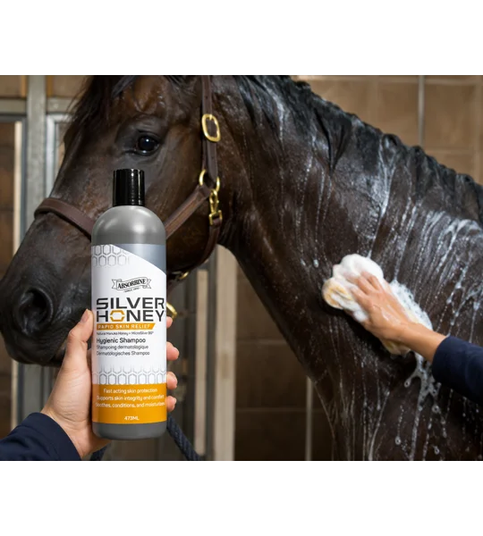 Absorbine Silver Honey Hygienic Shampoo 473ml medicated bottle