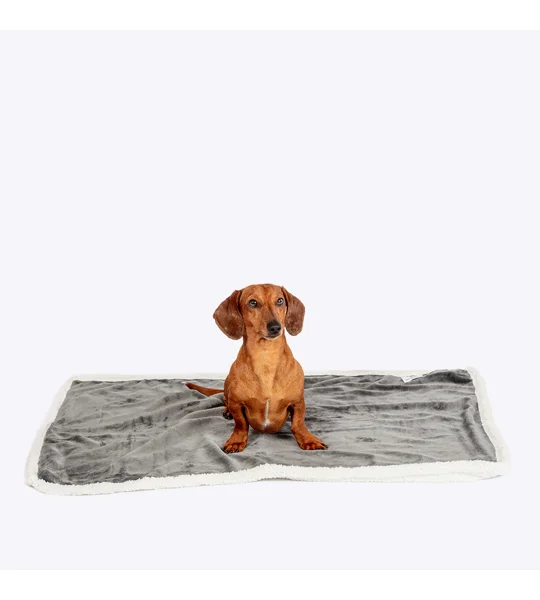 Danish Design Essentials Fur Blanket Charcoal - 75 Cm x 100 Cm