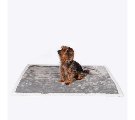 Danish Design Essentials Fur Blanket Silver - 75 Cm x 100 Cm