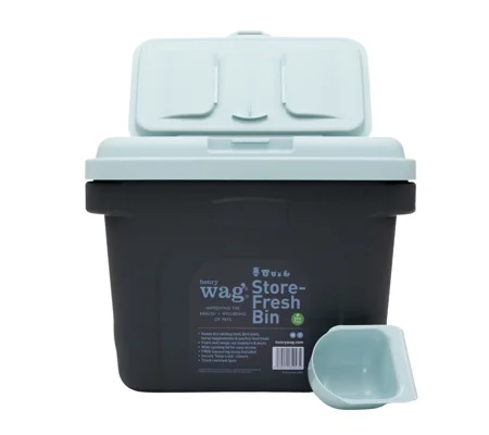 Henry Wag Store Fresh Feed Bin 7.5 KG