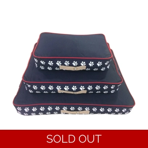 Companion Country Dog Mattress - Medium - Navy/White/Red Binding