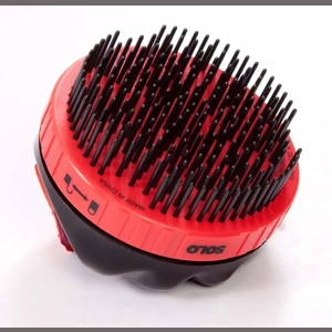 Solobrush 9 x 9 x 3.5cm