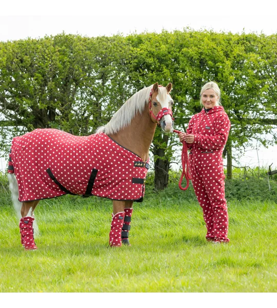 Supreme Products Dotty Fleece Rug Rich Raspberry luxury fleece horse show and travel rug with polka dot design
