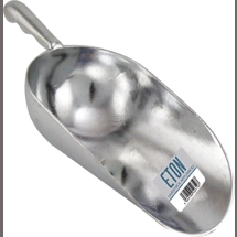 ETON Metal Feed Scoop -..