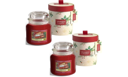Set Of 2 Yankee Candle Christmas Scented Fragrance Unwrap the Magic Medium Jar Gift Set