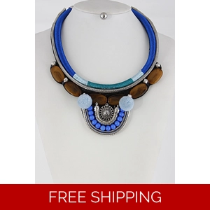 Raniyah Necklace and Earrings Set