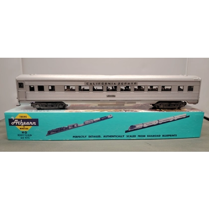 Pre owned Athearn HO. POMB19 streamline coach California Zephyr silver feather