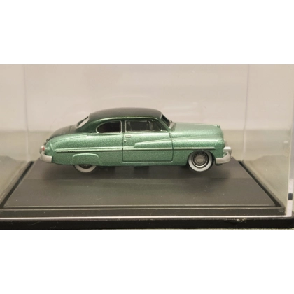 Oxford Diecast HO. 1949 Mercury 2 door two tone green