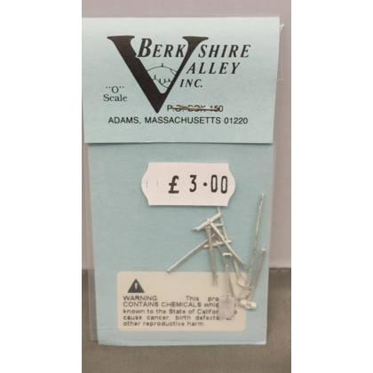 Berkshire Valley O Scale. Track gang tools (pkt of 8).