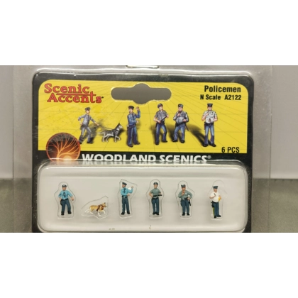 Woodland Scenics N. Assorted American policeman and dog