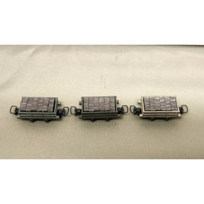 Bachmann narrow gauge 009. Set of 3 x 4 wheel slate wagons grey with load