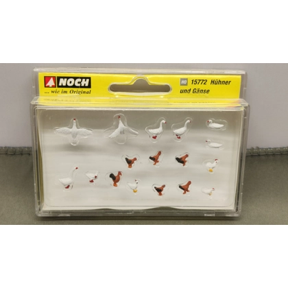 Noch HO. Chickens and Geese