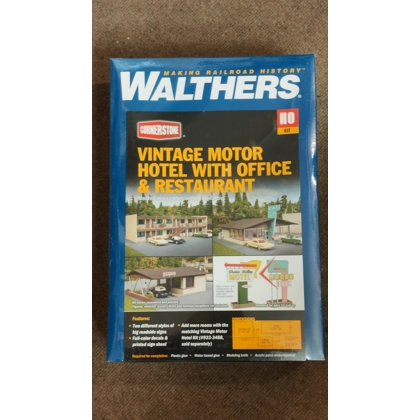 Walthers Cornerstone HO. Vintage Motor Hotel with a Office and Restaurant kit