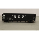 Walthers Trainline open quad hopper No..