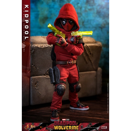 Hot Toys – Deadpool & Wolverine - 1/6th scale Kidpool Collectible Figure