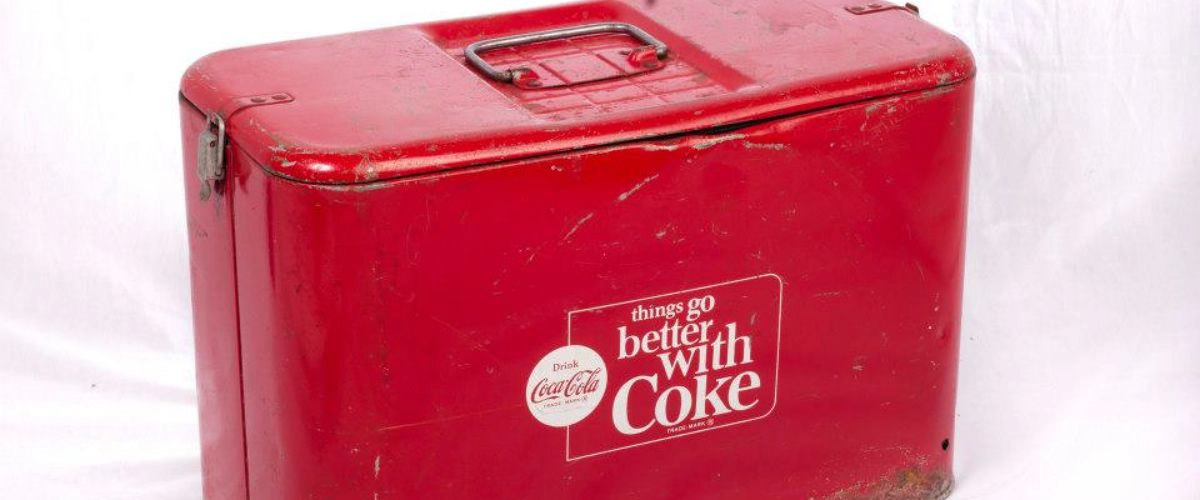 Handpicked Vintage American Antiques & Memorabilia From the USA