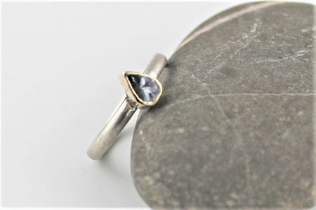 Sterling and 9ct gemstone se..