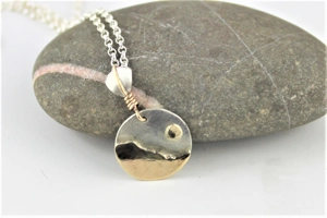 9ct and Sterling petite.. 9ct and Sterling petite..