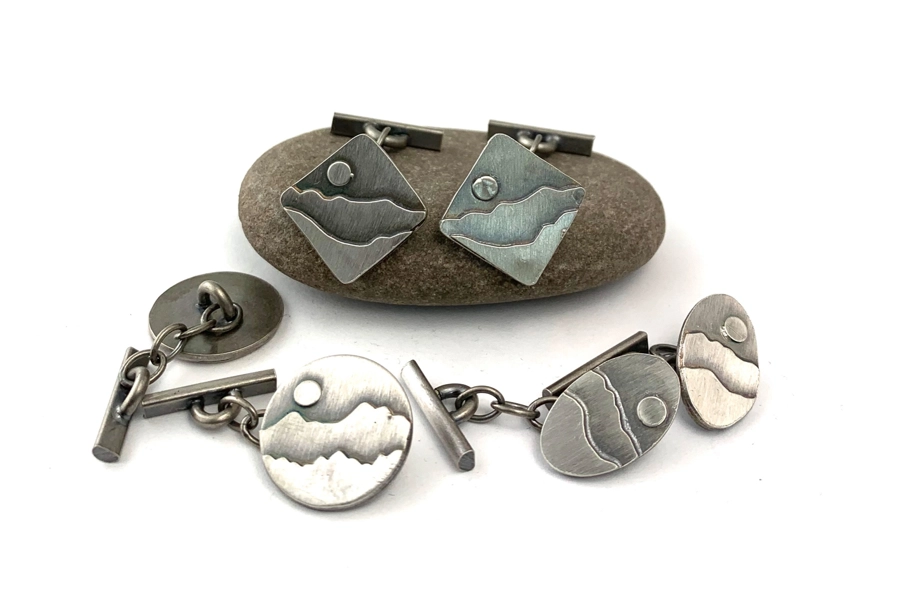 Sterling Mountain Cuffl.. Sterling Mountain Cuffl..