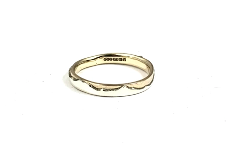 9 carat Gold 3mm Band Ring, .. 9 carat Gold 3mm Band Ring, ..