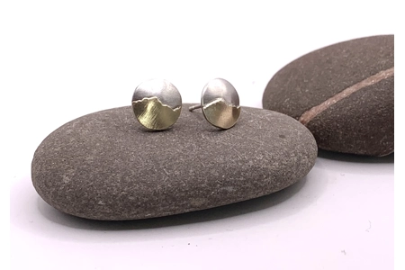 9ct and sterling petite Moun.. 9ct and sterling petite Moun..