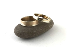 9ct gold 6mm band Mountains Ring