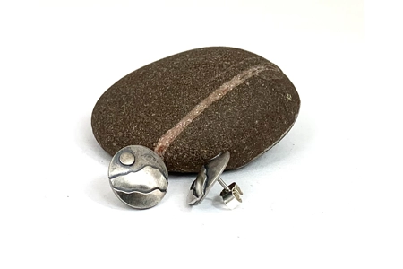 Round Mountains Post Earrings