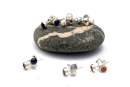 Teardroplet Stud Earrings