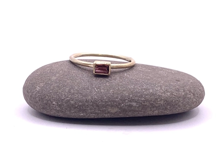 9ct gold slim band rhodolite..