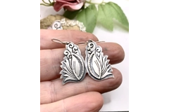 Jo’s Eyes Earrings