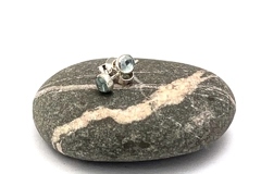 Teardroplet Stud Earrings